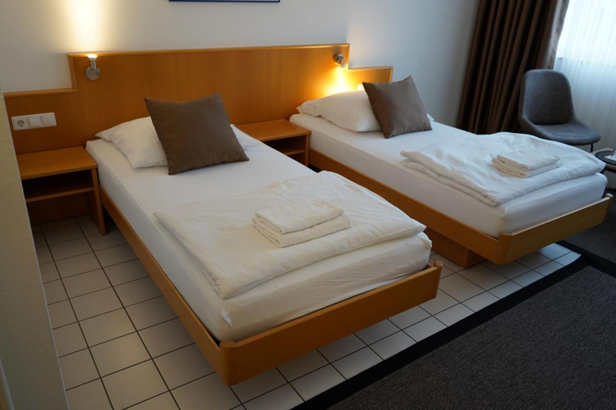 Elha Hotel Stuttgart Exterior foto