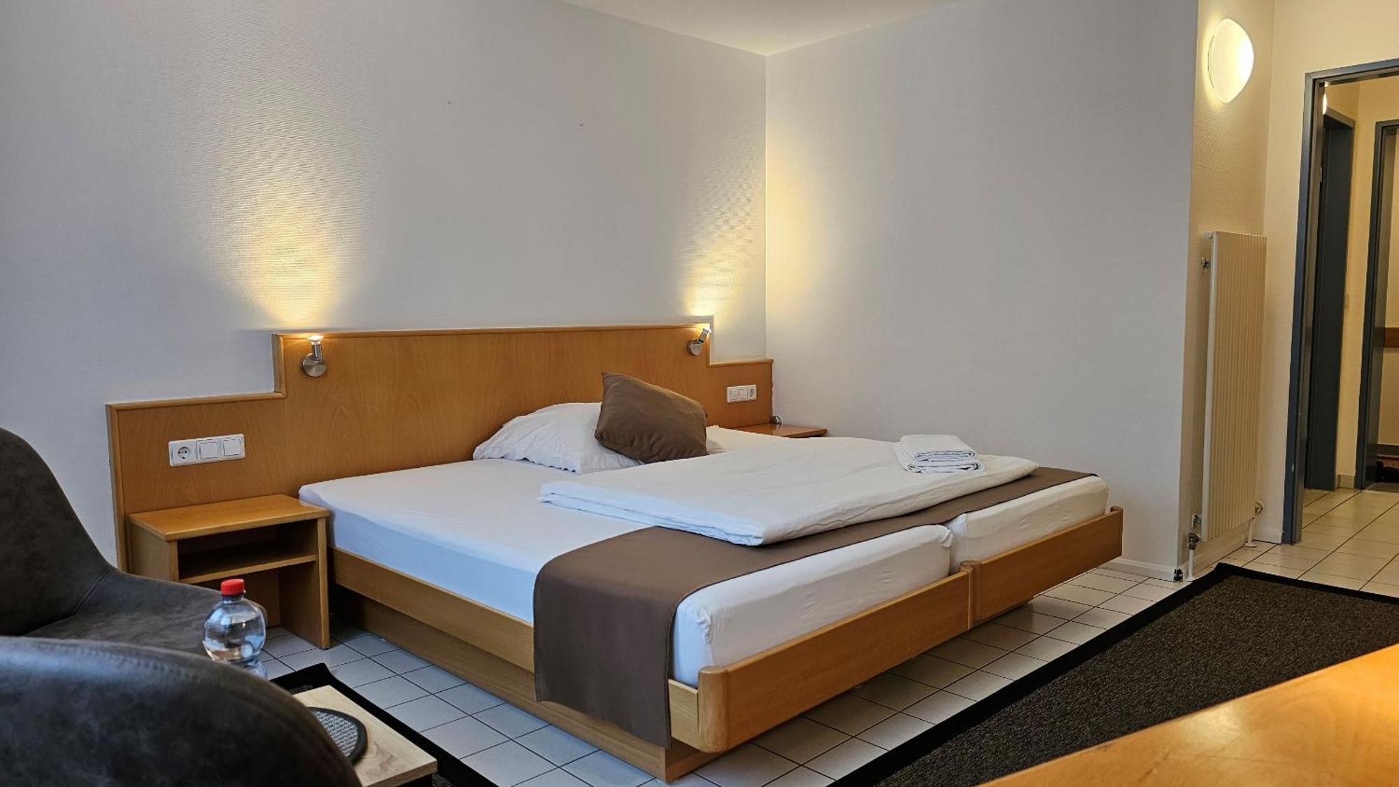 Elha Hotel Stuttgart Exterior foto