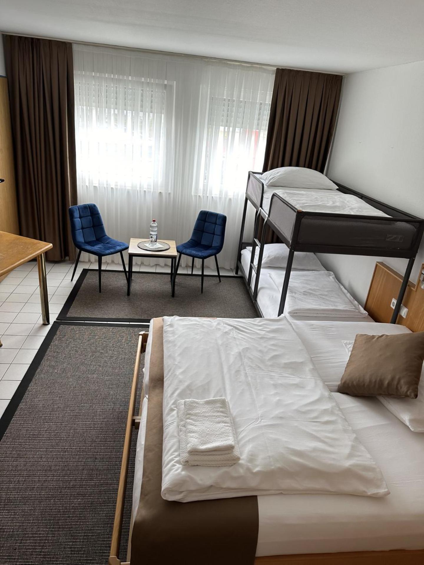 Elha Hotel Stuttgart Exterior foto
